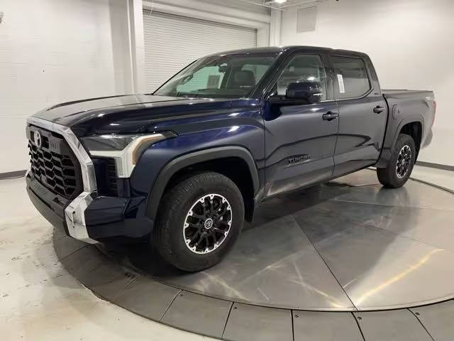 2022 Toyota Tundra SR5 4WD photo