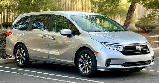 2023 Honda Odyssey EX-L FWD photo