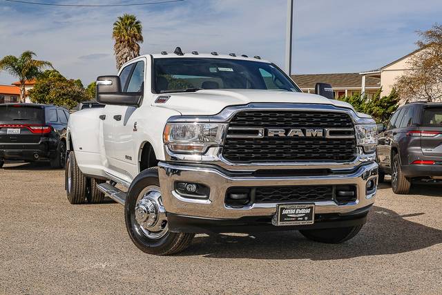 2023 Ram 3500 Big Horn 4WD photo
