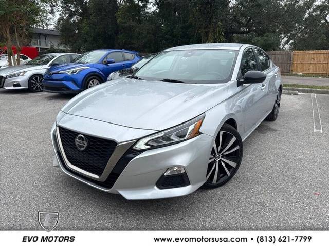 2022 Nissan Altima 2.5 SR FWD photo