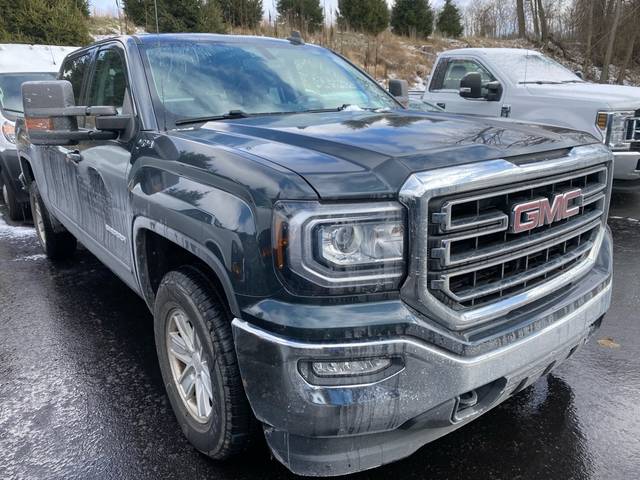 2017 GMC Sierra 1500 SLE 4WD photo