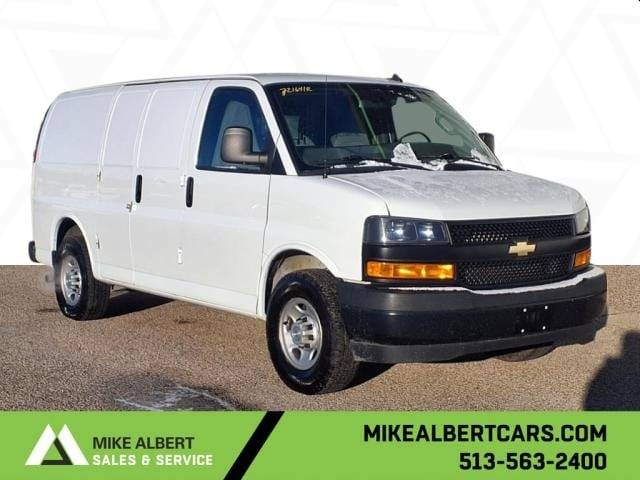 2019 Chevrolet Express Cargo  RWD photo