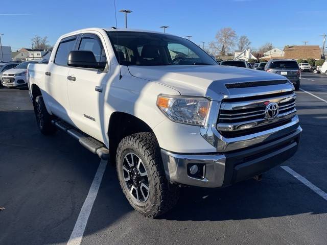 2016 Toyota Tundra SR5 4WD photo