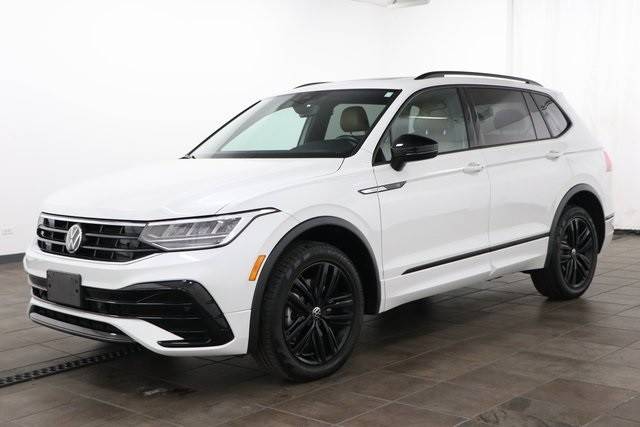 2022 Volkswagen Tiguan SE R-Line Black AWD photo