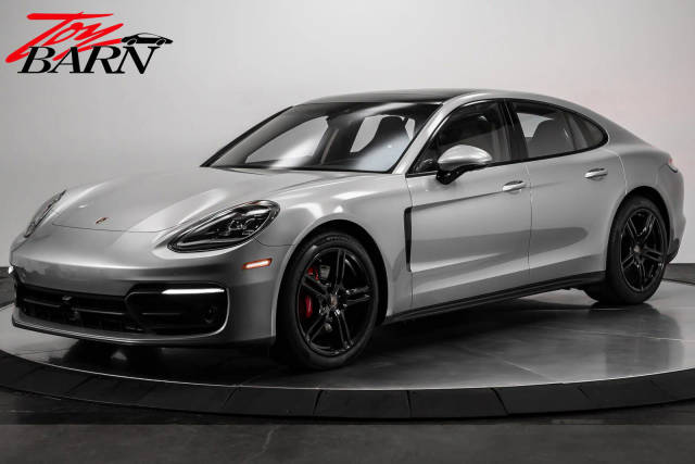 2023 Porsche Panamera 4S AWD photo