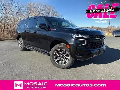 2023 Chevrolet Suburban Z71 4WD photo