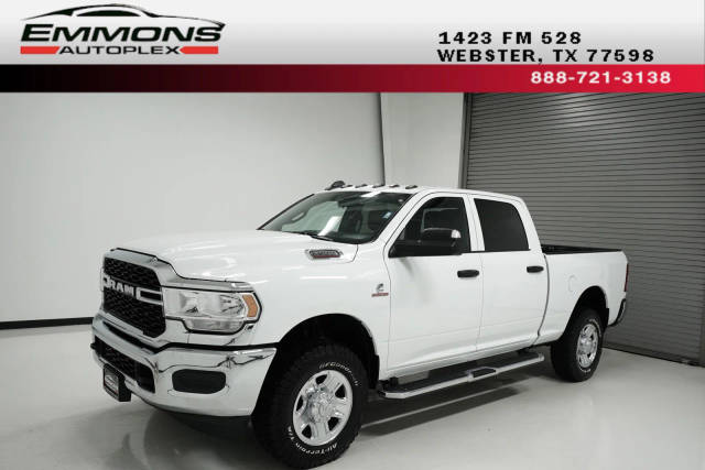 2022 Ram 3500 Tradesman 4WD photo