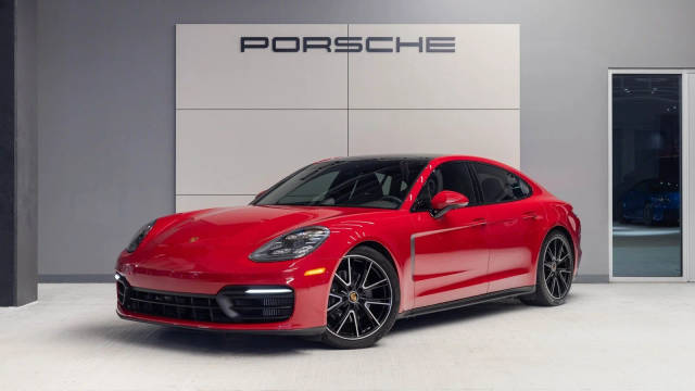 2022 Porsche Panamera Platinum Edition RWD photo