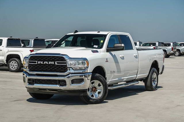 2022 Ram 2500 Big Horn 4WD photo
