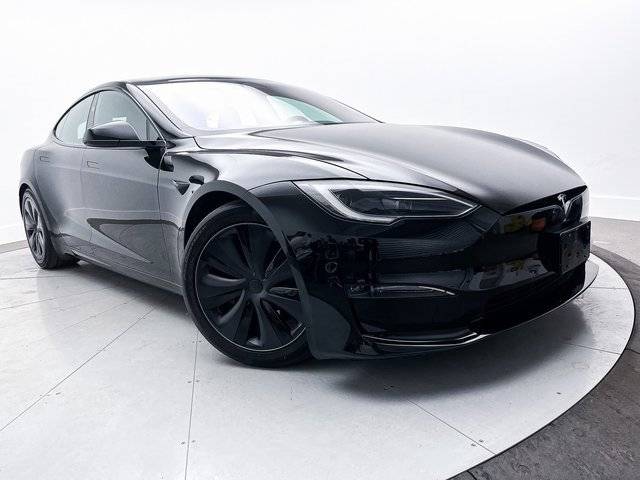 2023 Tesla Model S Standard Range AWD photo