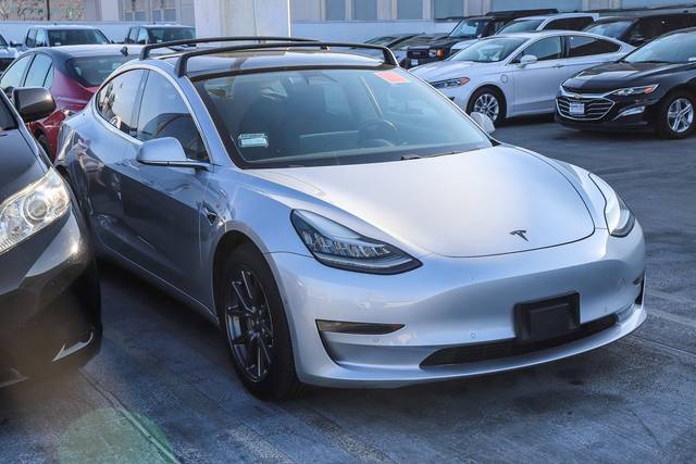 2018 Tesla Model 3 Long Range Battery RWD photo