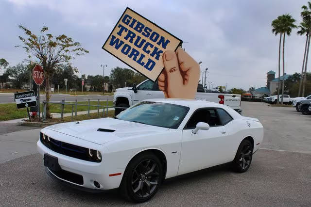 2018 Dodge Challenger R/T Plus RWD photo