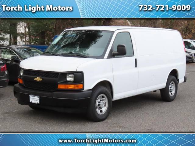 2017 Chevrolet Express Cargo  RWD photo