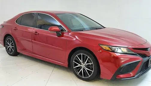 2021 Toyota Camry SE FWD photo