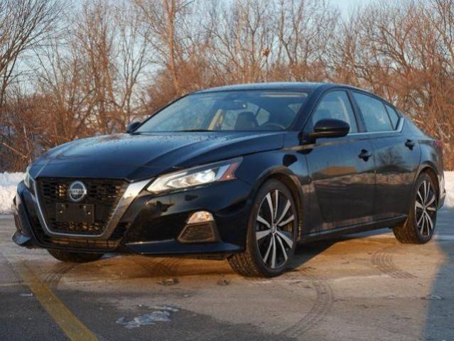 2022 Nissan Altima 2.5 SR FWD photo