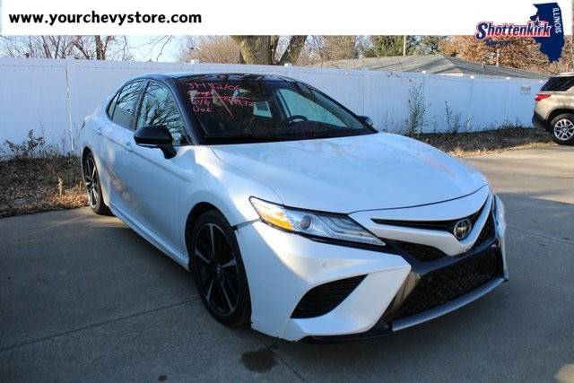 2020 Toyota Camry XSE V6 FWD photo