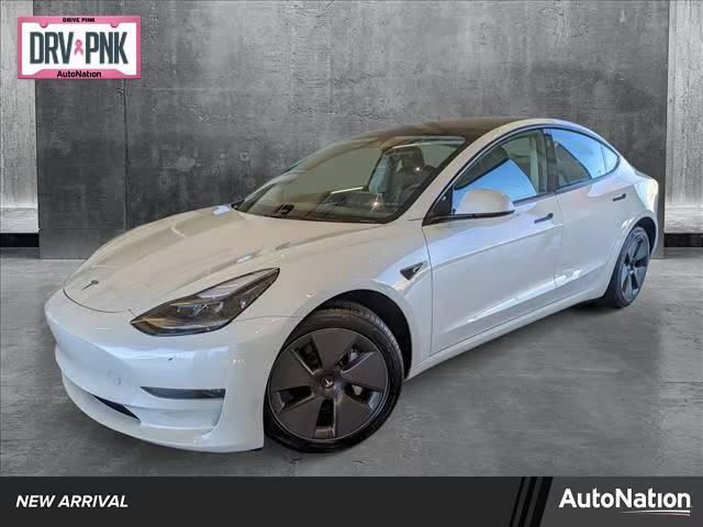 2023 Tesla Model 3  RWD photo