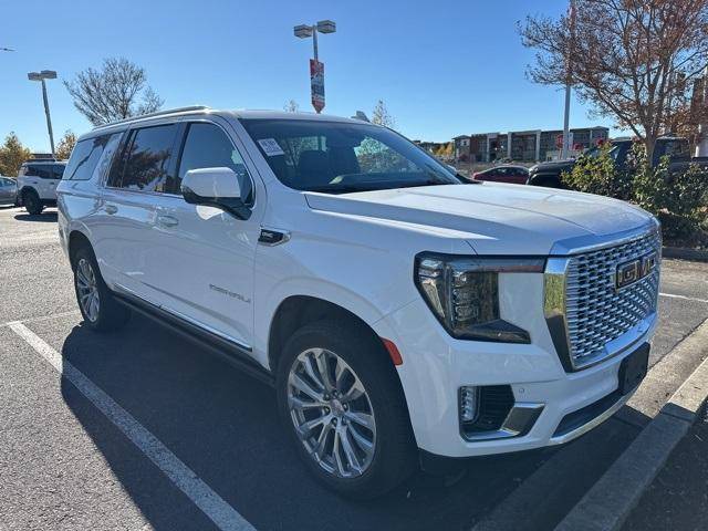 2023 GMC Yukon XL Denali 4WD photo