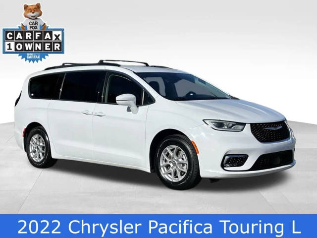 2022 Chrysler Pacifica Minivan Touring L FWD photo