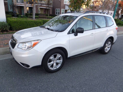 2015 Subaru Forester 2.5i AWD photo