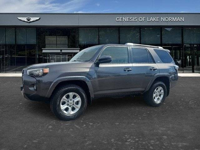 2015 Toyota 4Runner SR5 RWD photo