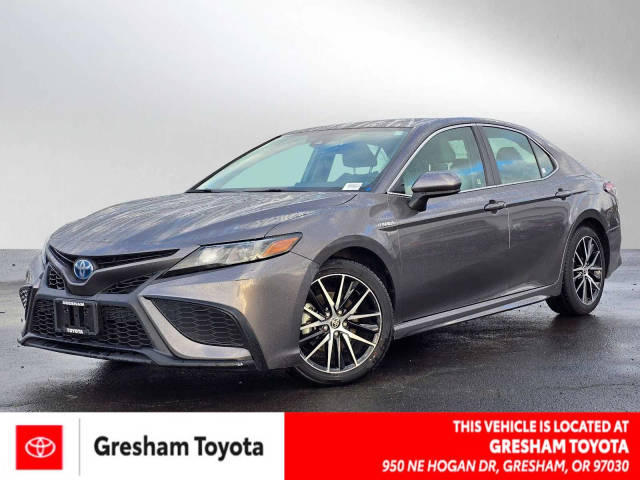 2021 Toyota Camry Hybrid SE FWD photo