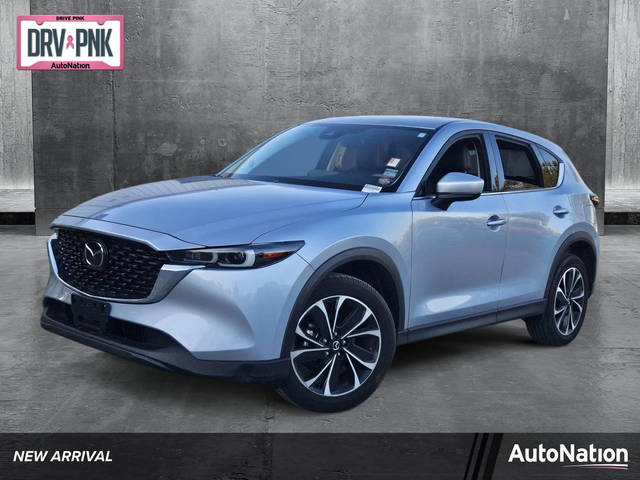 2022 Mazda CX-5 2.5 S Premium Package AWD photo