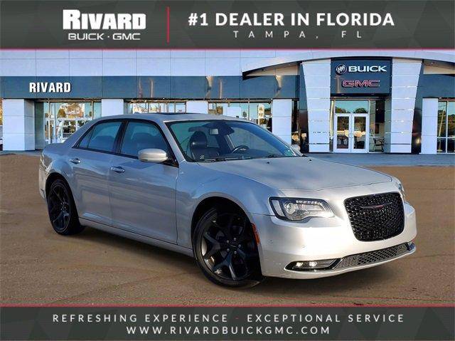 2022 Chrysler 300 300S RWD photo