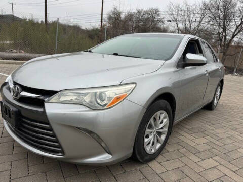 2015 Toyota Camry LE FWD photo