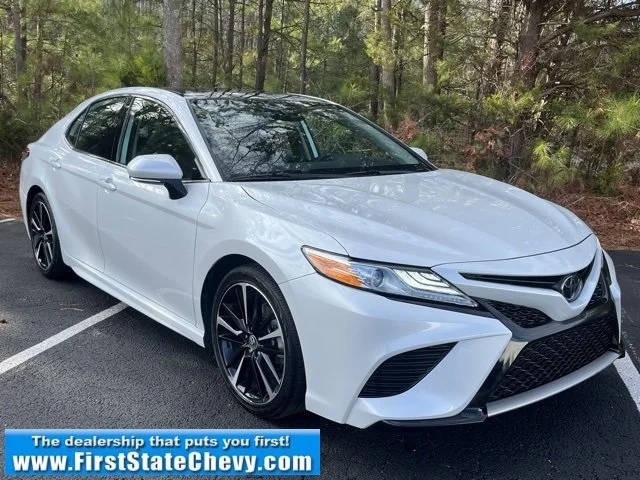 2020 Toyota Camry XSE FWD photo