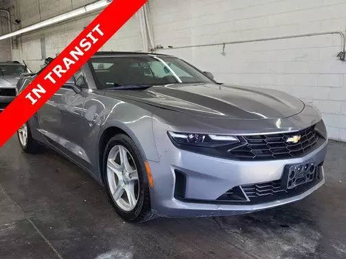 2020 Chevrolet Camaro 1LT RWD photo