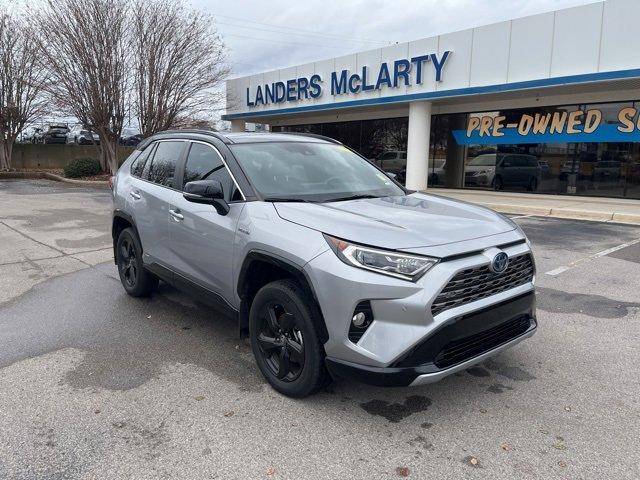 2021 Toyota RAV4 Hybrid XSE AWD photo