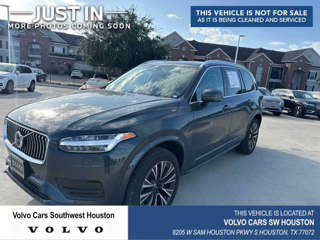 2022 Volvo XC90 Momentum AWD photo