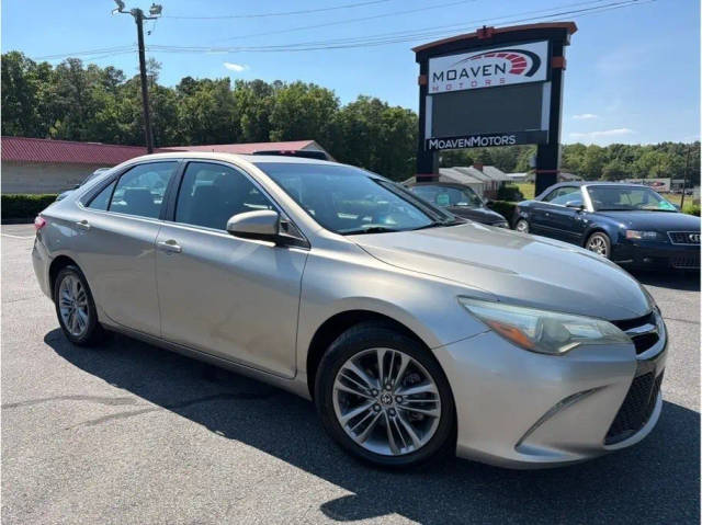 2015 Toyota Camry SE FWD photo