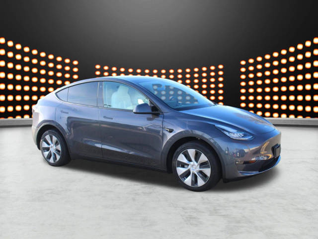 2023 Tesla Model Y Long Range AWD photo