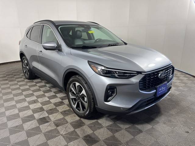 2023 Ford Escape Platinum AWD photo
