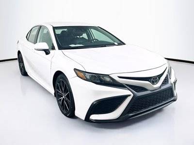 2022 Toyota Camry SE FWD photo