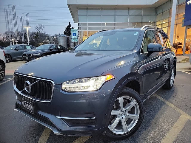 2018 Volvo XC90 Momentum AWD photo