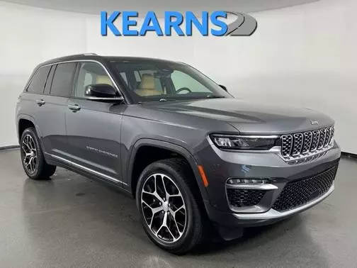 2023 Jeep Grand Cherokee Summit Reserve 4WD photo