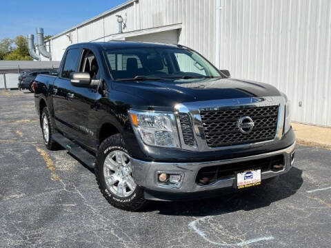 2018 Nissan Titan S 4WD photo