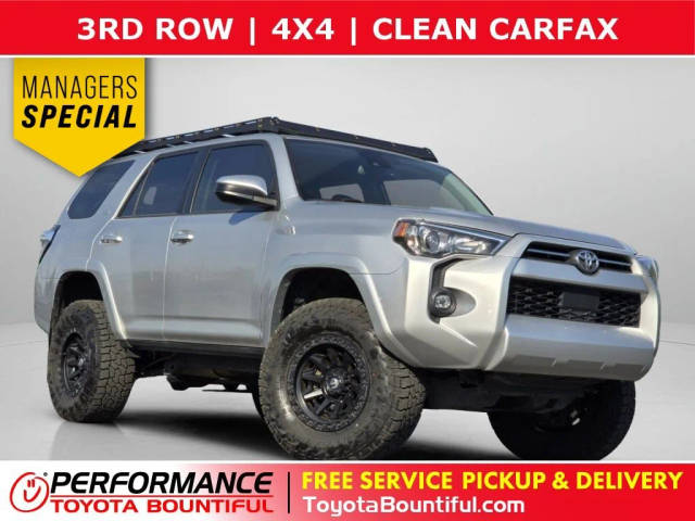 2022 Toyota 4Runner SR5 4WD photo