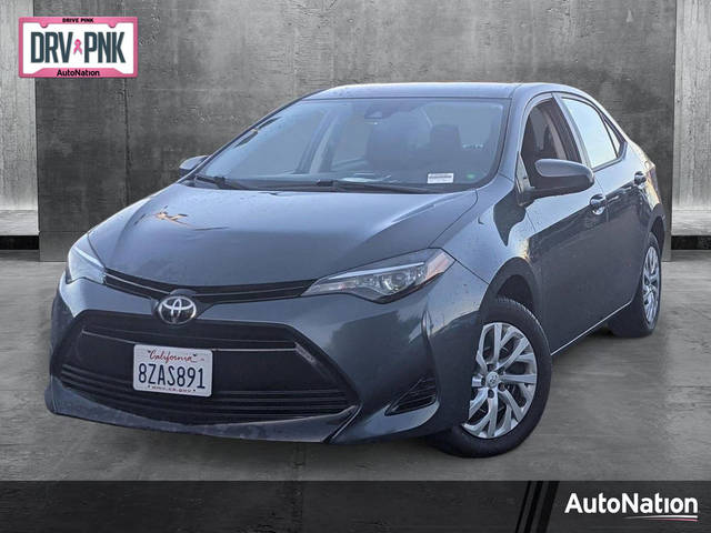 2018 Toyota Corolla LE FWD photo