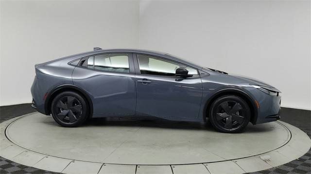 2023 Toyota Prius Limited FWD photo