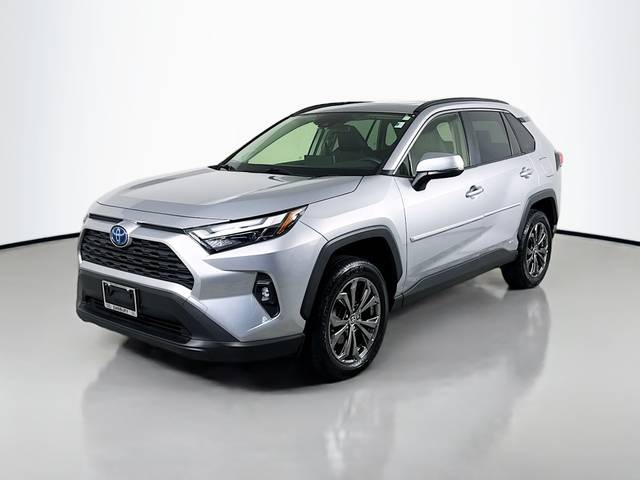 2022 Toyota RAV4 Hybrid XLE Premium AWD photo