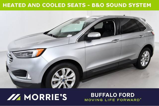 2022 Ford Edge Titanium AWD photo