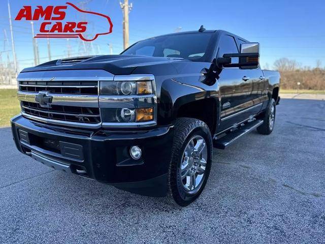 2018 Chevrolet Silverado 2500HD High Country 4WD photo