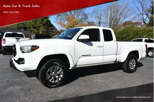 2018 Toyota Tacoma SR5 4WD photo