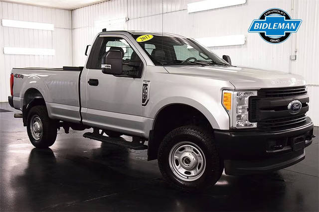 2017 Ford F-350 Super Duty XL 4WD photo