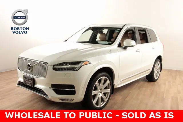 2016 Volvo XC90 T6 Inscription AWD photo