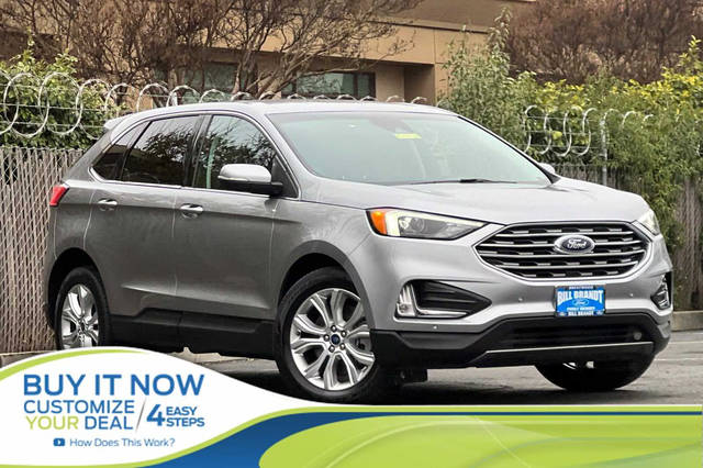 2022 Ford Edge Titanium AWD photo